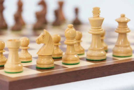 Babul Universal Chess Set with Mahogany Board. 83mm King - Image 2