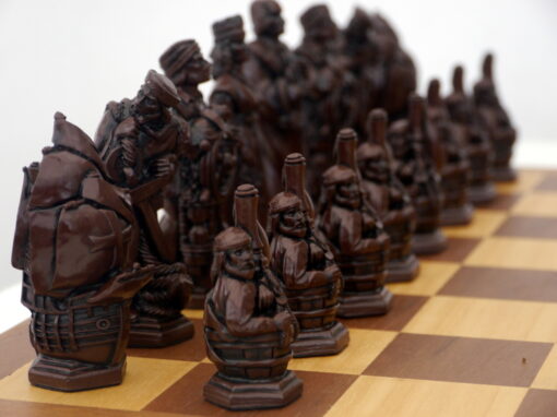 Berkeley Chess Christopher Columbus Chessmen Russet Brown - Image 10